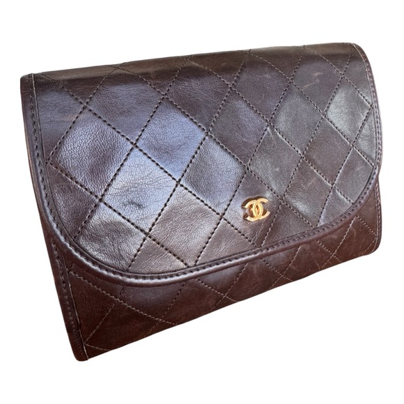 Authentic CHANEL Mini CC Brown Lambskin Leather 1980s Clutch Crossbody Bag - Picture 1 of 16